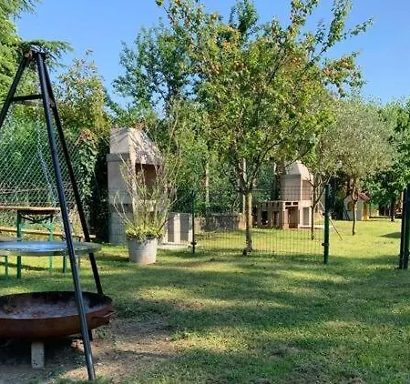 Tre Scimmiette