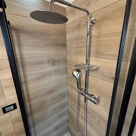 Tre Scimmiette ベッド・アンド・ブレックファスト Tarcento